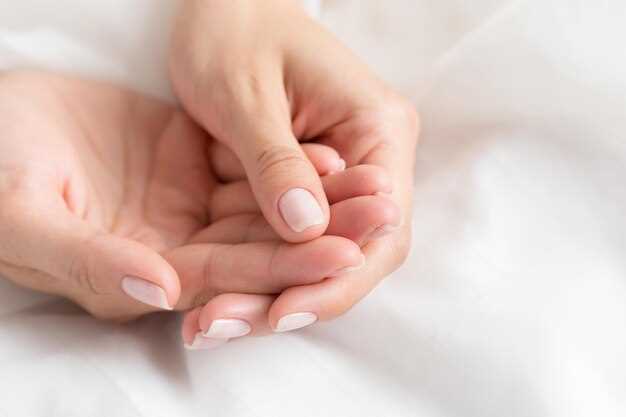 Как справиться с белыми пятнами на ногтях: эффективные методы
