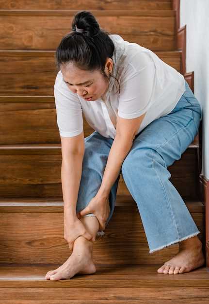 Почему облезает кожа на ступнях ног у женщин: основные причины и решения